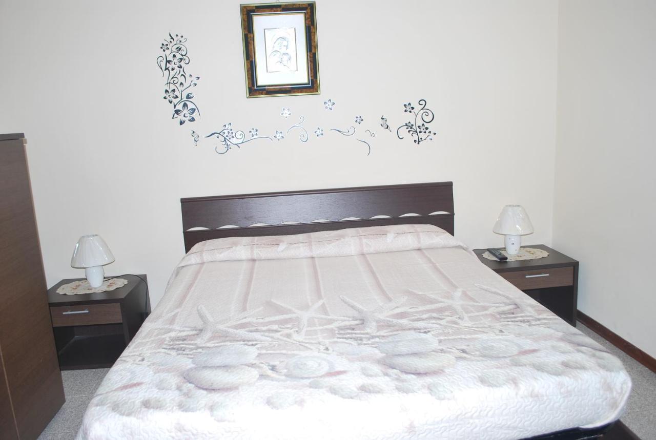 Bed and Breakfast Stella Marina Стинтино Экстерьер фото